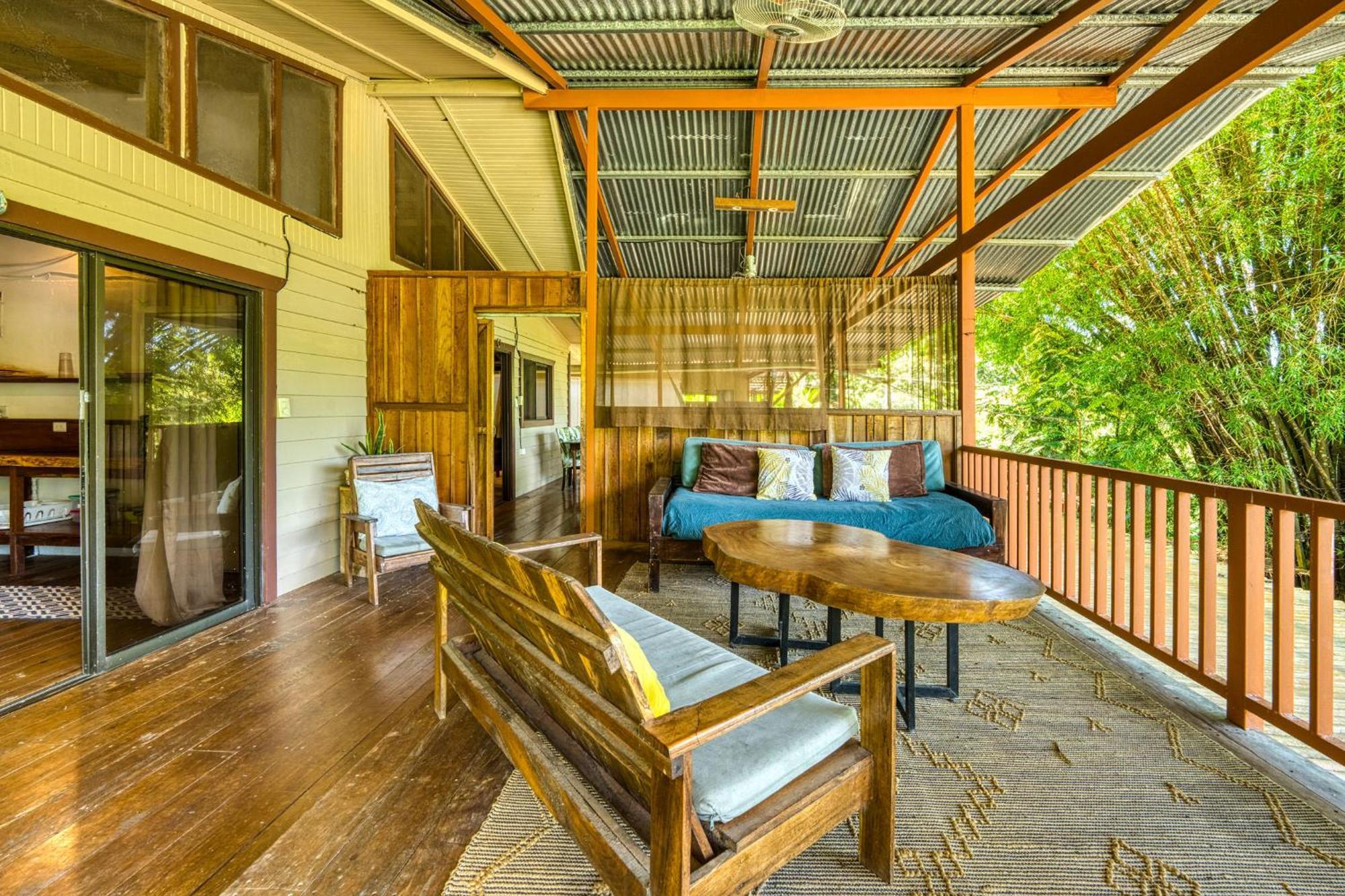 Bamboo River House And Hotel Dominical Exterior foto